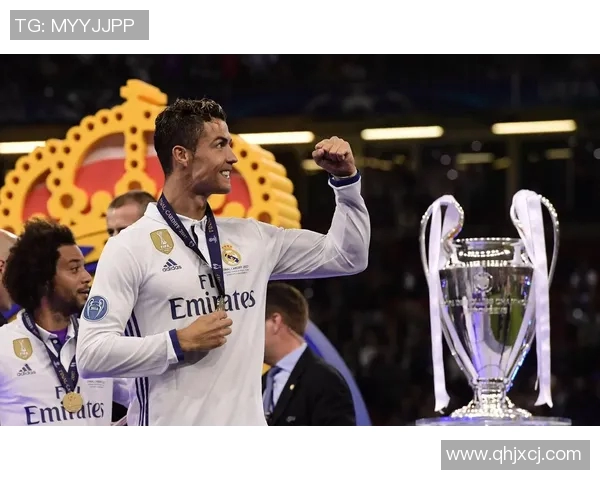 足球巨星C罗与武侠传奇成龙相遇的精彩瞬间与友谊故事