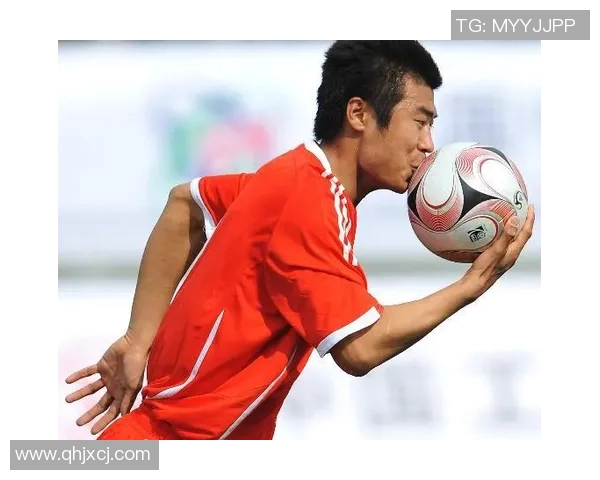 足球明星亲吻瞬间大集锦展现爱与激情的完美时刻