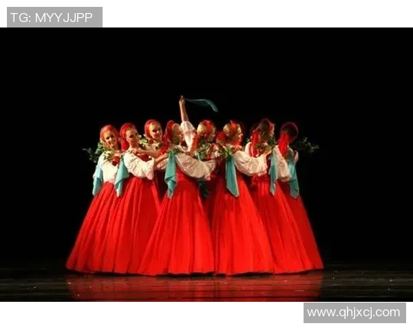 足球明星妻子优雅舞姿尽显魅力瞬间引发热议与赞叹